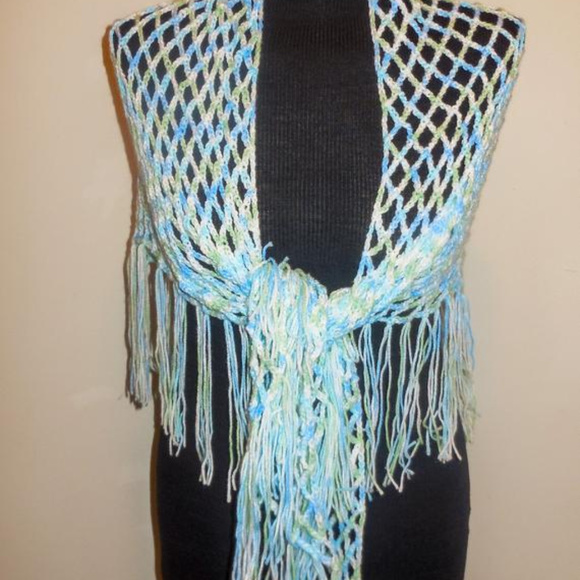 Crochet Shawl Fringed NEW Handmade Pastel Blue - Picture 4 of 6
